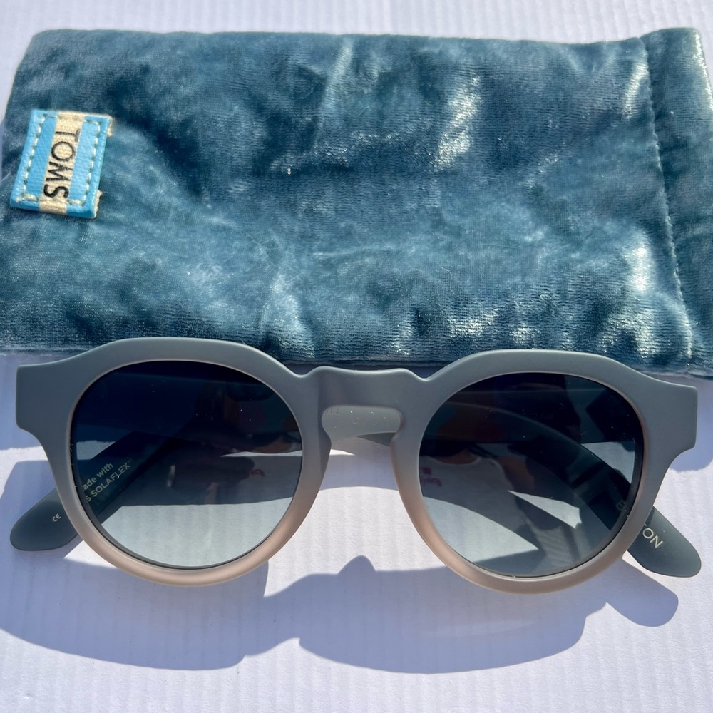 Toms blue ombré Bellevue sunglasses